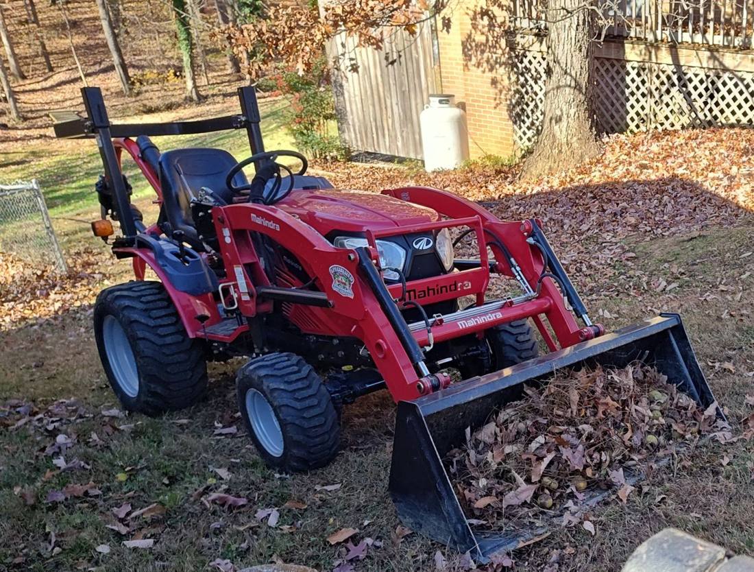 Mahindra tractor with front loader